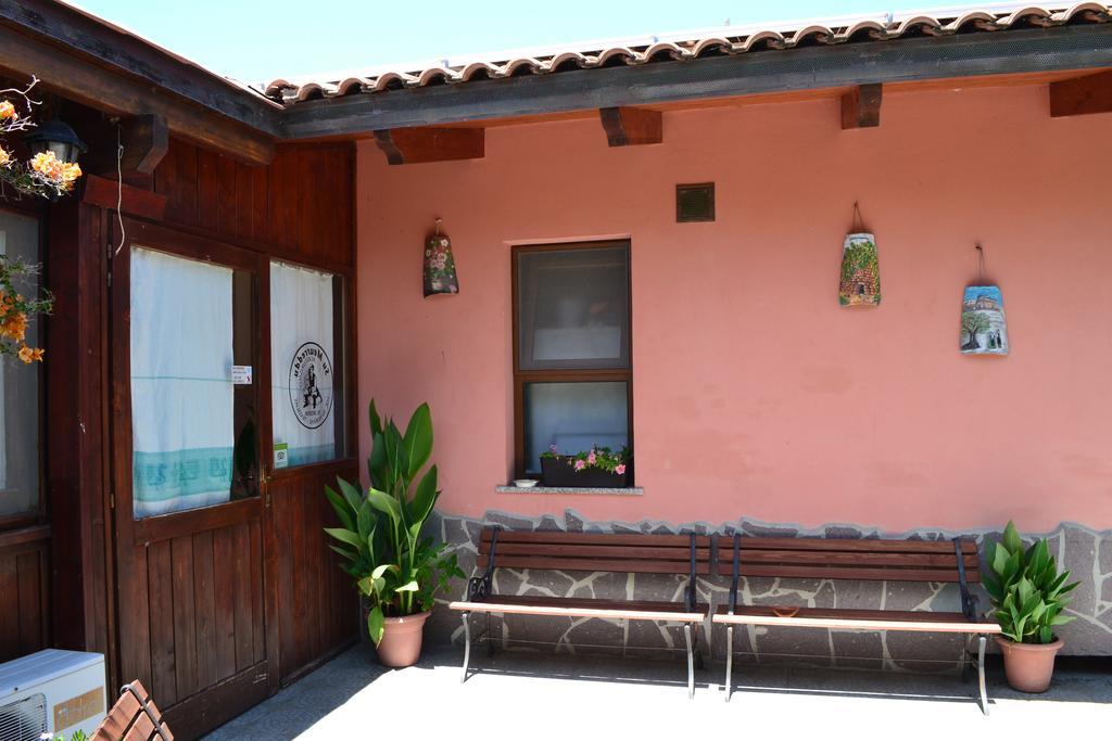 Agriturismo Su Meurreddu Tratalias Exteriör bild
