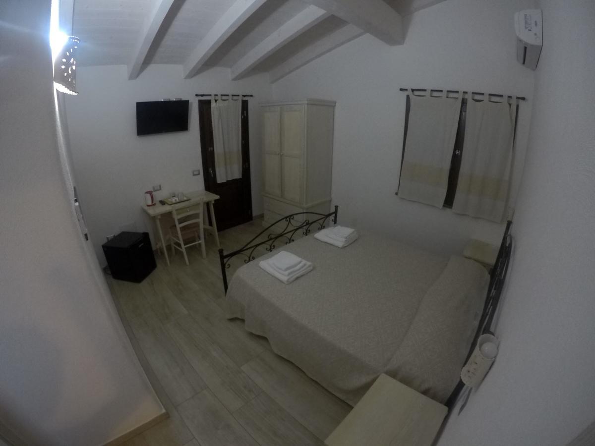 Agriturismo Su Meurreddu Tratalias Exteriör bild